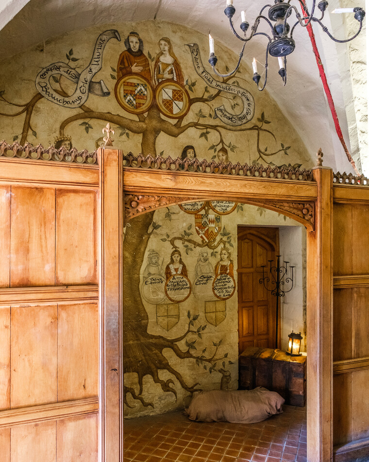 UK May '22 - The Castle (Warwick) 012.jpg